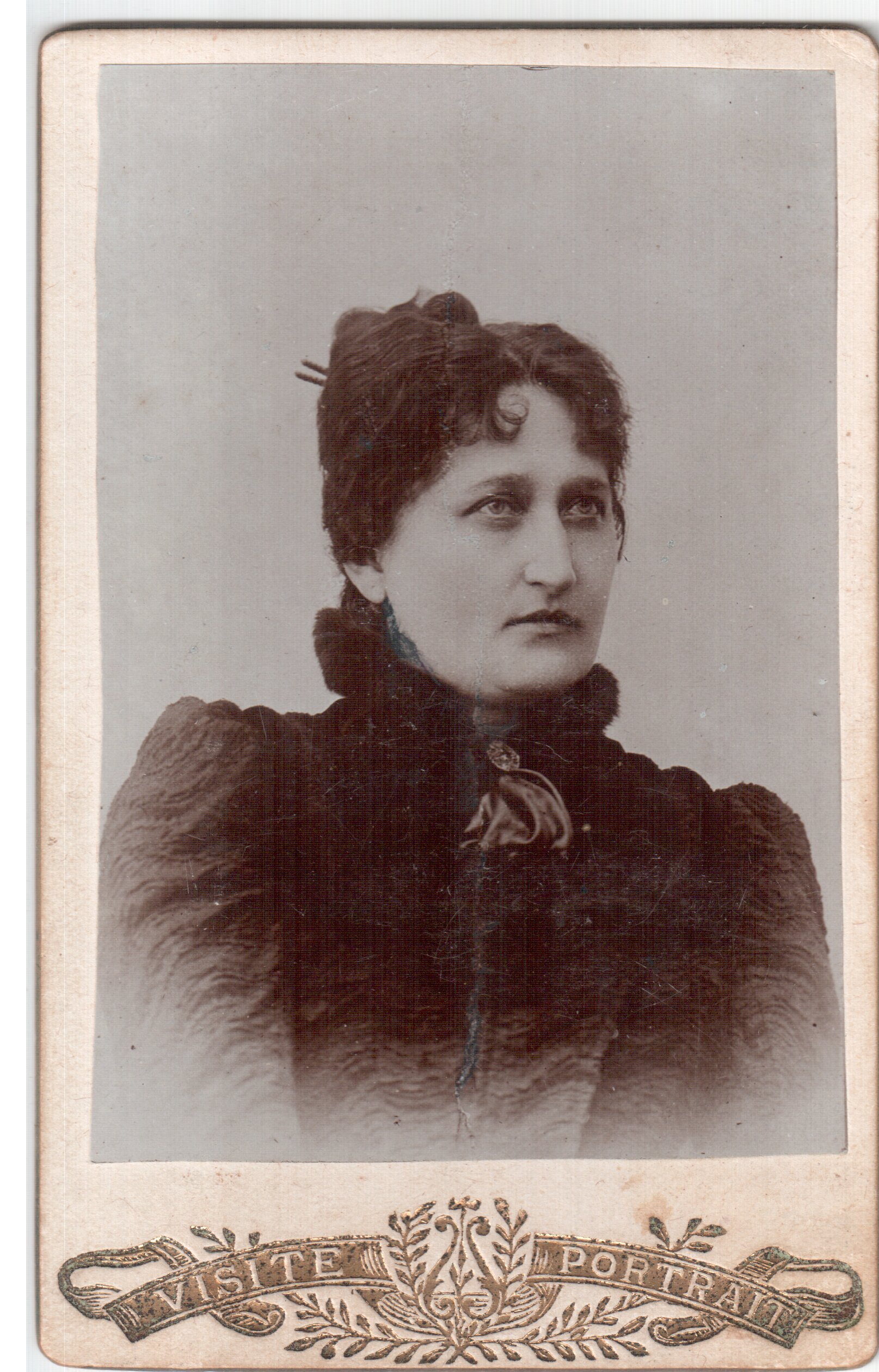 «Бути собою і лиш собою»: 10 тез українського фемінізму від Наталії Кобринської